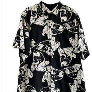 Tommy Bahama Hawaiian style button down shirt blue, black & white size Large
